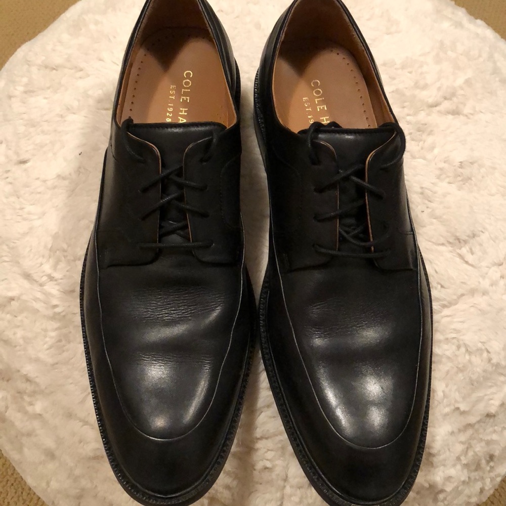 Men’s Cole Haan dress shoe, 8 1/2 M